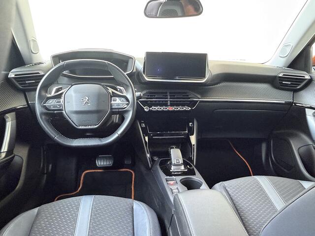 Peugeot 2008 1.2 PureTech Allure Automaat 130PK | 3D Cockpit | Camera | Carplay | Keyless |