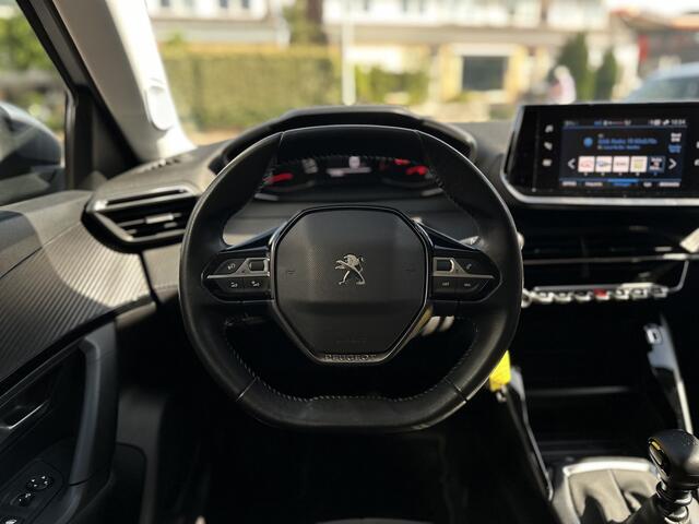 Peugeot 2008 1.2 Turbo 101PK Active Navigatie/Tel/Parkeerhulp.