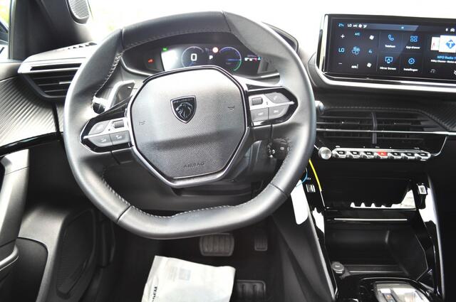 Peugeot 2008 1.2 Hyb 145 Allure pdc v+a carplay crc