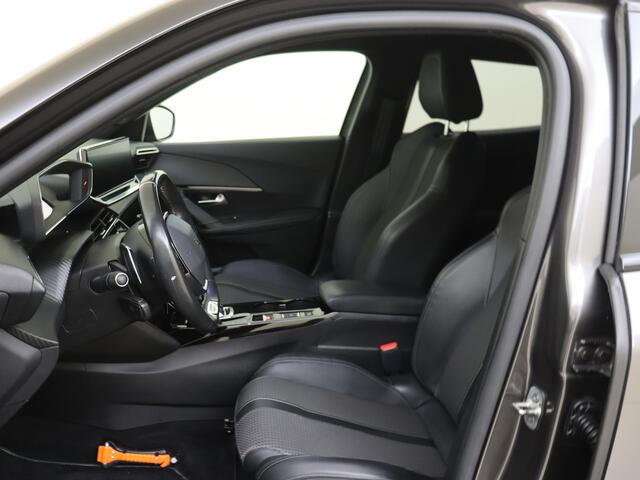Peugeot 2008 1.2 PureTech GT Stoere uitvoering! FOCAL HiFi en TREKHAAK afneembare kogel !