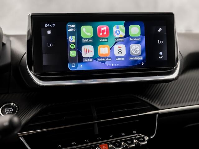 Peugeot 2008 1.2 PureTech Allure Sport (VIRTUAL COCKPIT, APPLE CARPLAY, 360 CAMERA, LEDER, KEYLESS, SPORTSTOELEN, GETINT GLAS, LM VELGEN, NIEUWSTAAT)