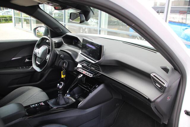Peugeot 2008 1.2 PureTech 100 Allure Airco Carplay Rondom sensoren 12495km Nieuwstaat