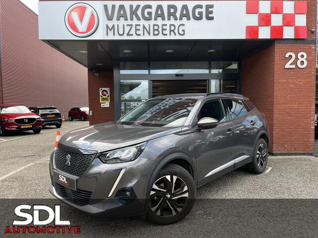 Peugeot 2008 1.2 PureTech Allure // LED // HALF LEDER // 3D COCKPIT // CAMERA+SENSOREN // NAVI+CARPLAY //