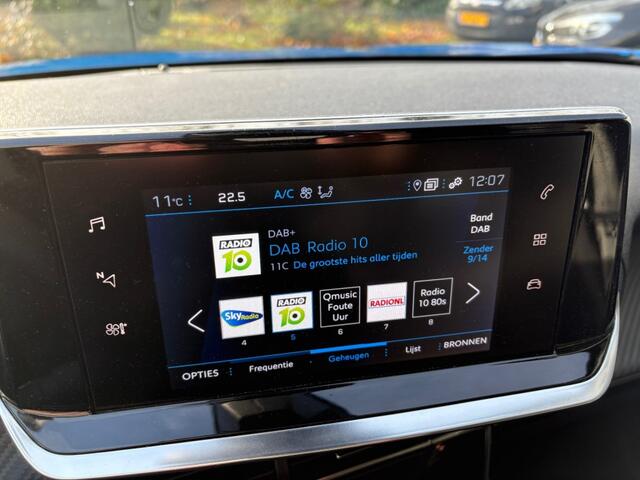 Peugeot 2008 1.2 Navigatie Apple Android PDC Camera ECC Airco Cruise