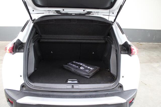 Peugeot 2008 1.5 BlueHDi Active Pack | Trekhaak | Camera