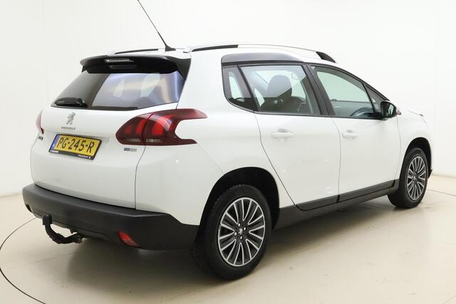Peugeot 2008 1.2 PureTech Blue Lion | Trekhaak | Cruise control | Panoramadak |Navigatie | Airco | Parkeersensoren | Apple carplay/Android auto | Lederen stuurwiel |