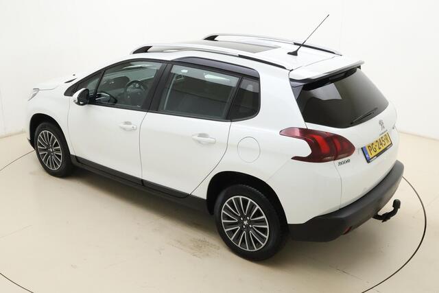 Peugeot 2008 1.2 PureTech Blue Lion | Trekhaak | Cruise control | Panoramadak |Navigatie | Airco | Parkeersensoren | Apple carplay/Android auto | Lederen stuurwiel |