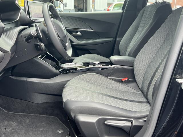 Peugeot 2008 1.2 Turbo 130 pk Automaat Allure Navigatie* Camera Keyless Dab Carplay 17 Inch Velgen Stoelverwarming Clima + Adaptieve cruise control ACC Led koplampen