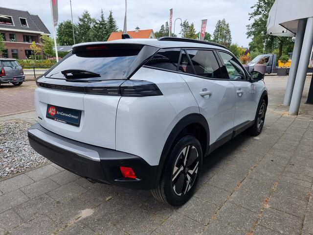 Peugeot 2008 1.2i Allure 131pk | 2025 | Premium kleur | Leder | Fabr. gar. | Zeer nette staat!