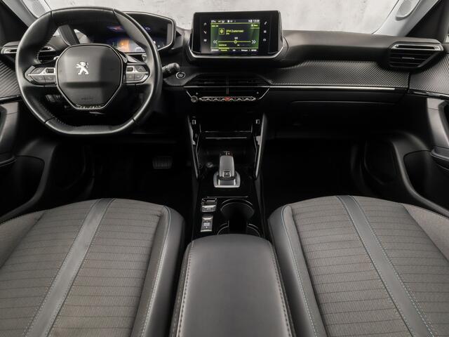 Peugeot 2008 1.2 PureTech Allure Pack 131Pk Automaat (VIRTUAL COCKPIT, APPLE CARPLAY, GROOT NAVI, 360 CAMERA, STOELVERWARMING, LEDER, SPORTSTOELEN, GETINT GLAS, ADAPTIVE CRUISE, NIEUWSTAAT)