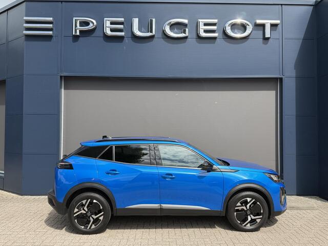 Peugeot 2008 1.2 Turbo 100 PK Allure | Facelift Model | Trekhaak 1200KG | Navigatie | LED Verlichting | Cruise Control | Hoge Zitpositie | Parkeersensoren Voor en Achter | DAB | Digitaal Dashboard | Half Lederen stoelen | Lichtmetalen Velgen 17 inch |