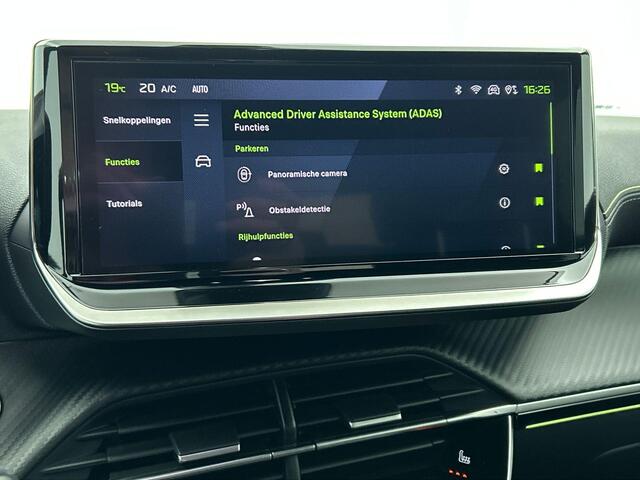 Peugeot 2008 1.2 PureTech 130 GT Automaat Clima Control Camera Achter Navigatie d.m.v. Apple Carplay / Android auto Velgen 17 inch