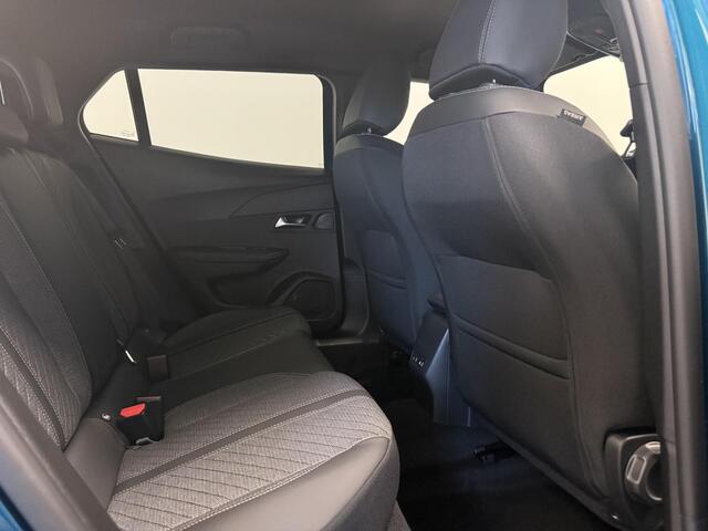 Peugeot 2008 1.2 Hybrid 110 Allure Automaat | Zorgeloze Zomerdeal Private Lease vanaf 369,- per maand !!