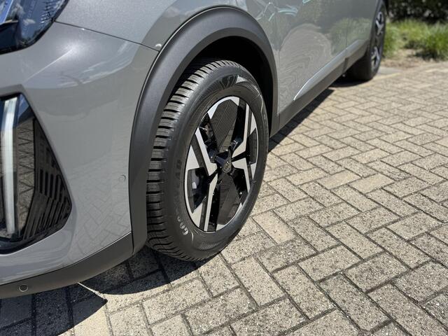 Peugeot 2008 PureTech 100 Allure l Vision & Drive Assist Pack l Navigation & Access Pack l Trekhaak