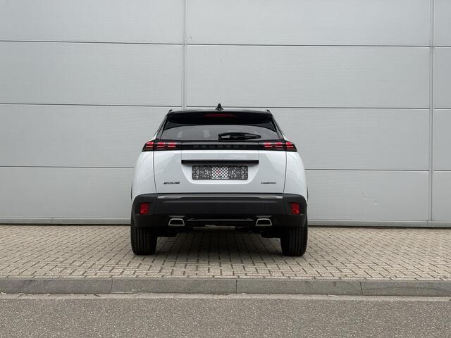 Peugeot 2008 1.2 Hybrid 145 GT | Elektrische stoelen | Adaptieve cruise control | Stoelverwarming | Camera voor | Apple Carplay/Android auto
