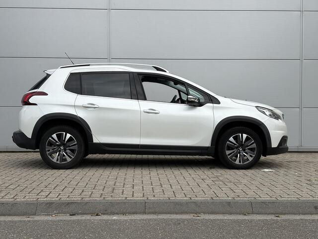 Peugeot 2008 1.2 PureTech Allure | Automaat | Camera | Navigatie | Climate control