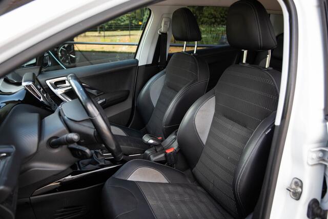 Peugeot 2008 1.6 BlueHDi Allure , Cruise control, Isofix