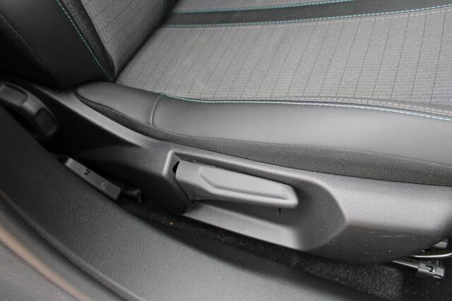 Peugeot 2008 1.2 PureTech 130pk Allure Automaat Airco Navi Carplay Parkeersensoren 42.968km Zeer mooi