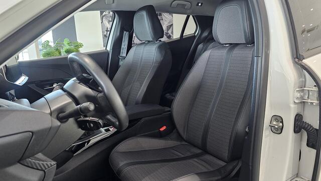 Peugeot 2008 1.2 Allure Hoge instap