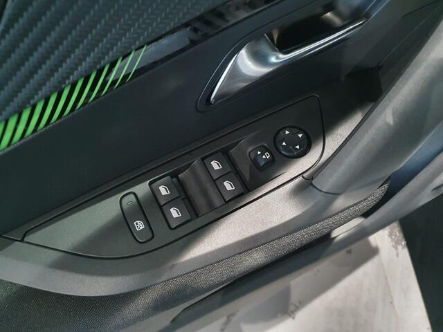 Peugeot 2008 100PK Active Climate Control | Full Map Navigatie | Apple Carplay / Android Auto | Camera | Parkeersensoren