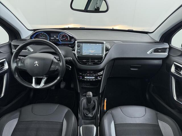 Peugeot 2008 1.2 PureTech Allure | Panoramadak | Navigatie | Climate control | Parkeersensoren
