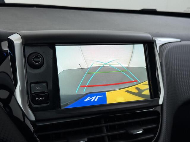 Peugeot 2008 1.2 PureTech Allure | Panoramadak | Navigatie | Climate control | Parkeersensoren