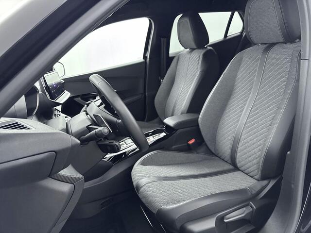 Peugeot 2008 1.2 Hybrid 145 Allure | Dodehoek waarschuwing | Apple Carplay | Camera | Cruise control |