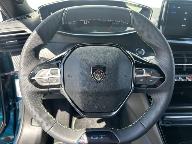 Peugeot 2008 1.2 Hybrid 145 GT | Camera | Adaptieve Cruise Control | Apple Carplay/Android Auto