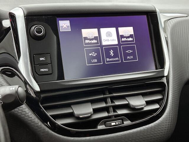 Peugeot 2008 82 pk Active | Rijklaar | Panoramadak | LM Velgen | Navigatie |