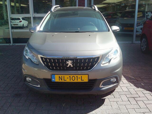 Peugeot 2008 1.2 PureTech Blue Lion Automaat Staat in Hardenberg