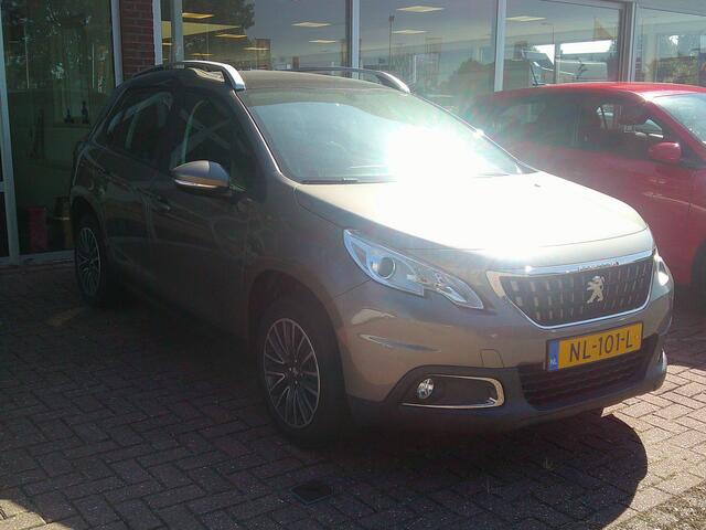 Peugeot 2008 1.2 PureTech Blue Lion Automaat Staat in Hardenberg