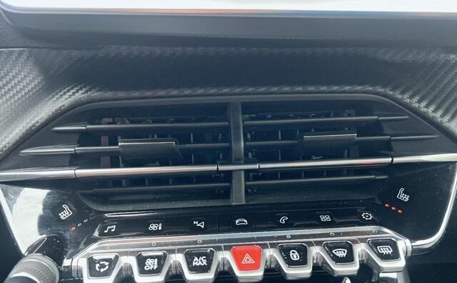 Peugeot 2008 1.2 CRUISE STOELVERW. APPLE HANDBAK LED