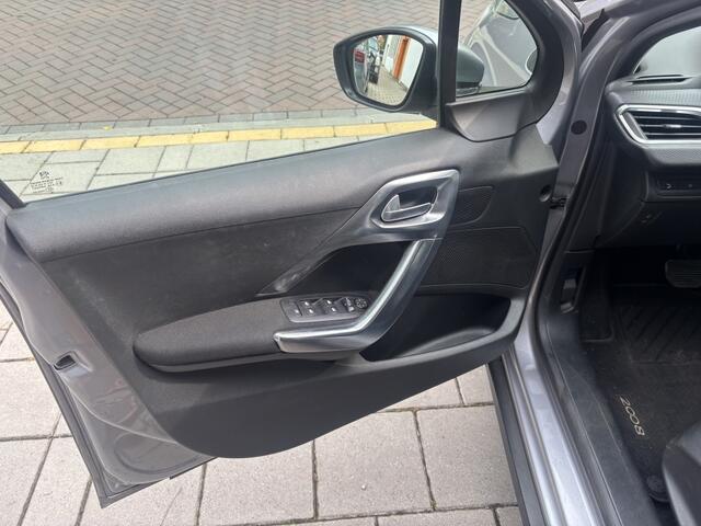 Peugeot 2008 1.2 PureTech Allure