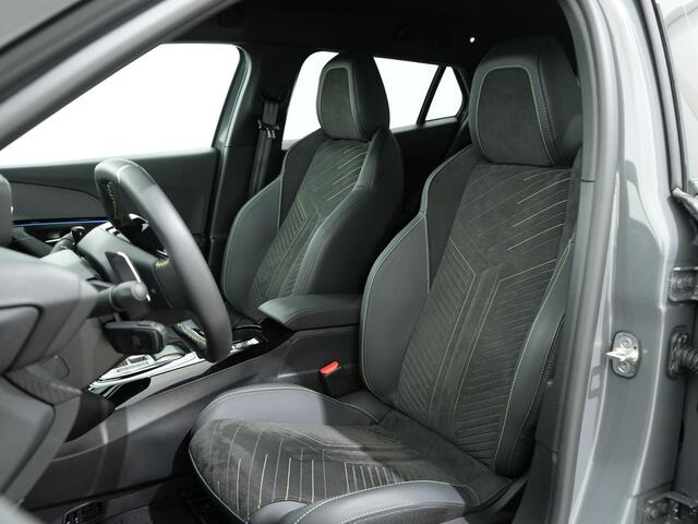 Peugeot 2008 1.2 HYBRID 145PK GT E-DCS6 | Cruise Adaptief | Camera | Privacy Glass