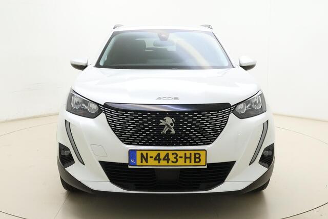 Peugeot 2008 1.2 PureTech Allure Pack | 130PK | Uniek Lage KM-stand | Trekhaak | Navigatie | Parkeercamera Achter | DAB+ | Cruise Control | Climate Control |