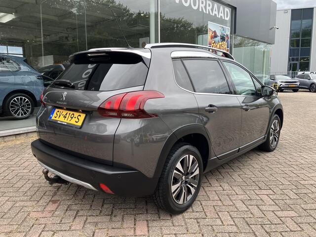 Peugeot 2008 1.2 PT 110 AUTOMAAT ALLURE CAMERA/TREKHAAK/PANODAK