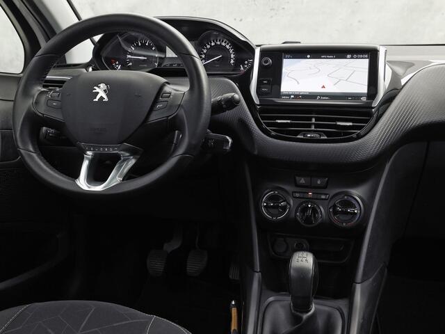 Peugeot 2008 1.2 PureTech Sport (PANORAMADAK, APPLE CARPLAY, NAVIGATIE, LM VELGEN, SPORTSTOELEN, PARKEERSENSOREN, CRUISE, NIEUWSTAAT)