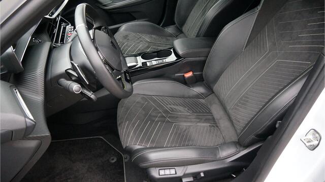 Peugeot 2008 1.2 PureTech GT Pack Alcantara massage cam. Rijklaar incl. Garantie