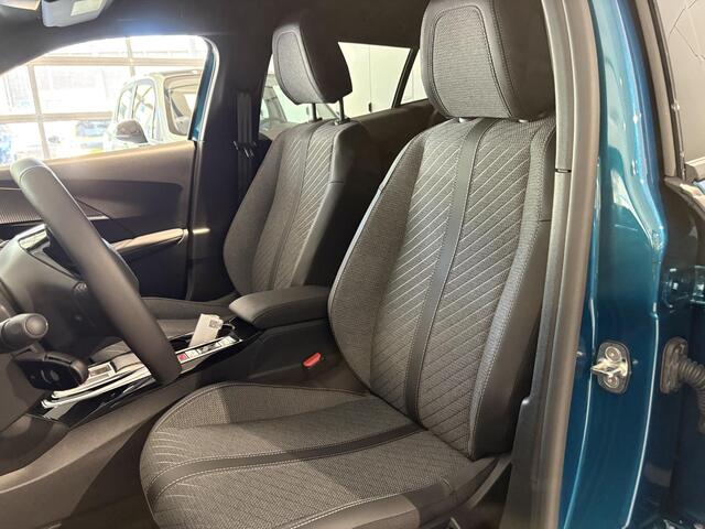 Peugeot 2008 1.2 Hybrid 145 Allure