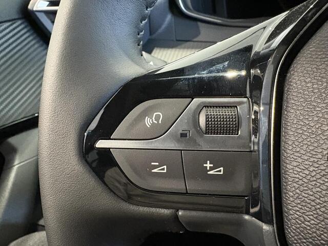 Peugeot 2008 1.2 Hybrid 145 Allure