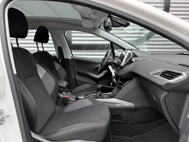 Peugeot 2008 1.2 PureTech Active 2e Eigenaar|Carplay|Camera|Pano|Clima|Cruise|N.A.P|Nieuwe APK bij Aflevering