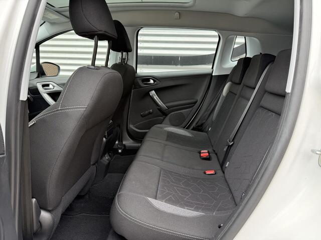 Peugeot 2008 1.2 PureTech Active 2e Eigenaar|Carplay|Camera|Pano|Clima|Cruise|N.A.P|Nieuwe APK bij Aflevering
