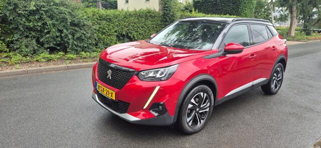 Peugeot 2008 1.2 Pure Tech Bleu Lease Allure/Apple Carplay Android/cruise/ECC/camera/stoelverw.