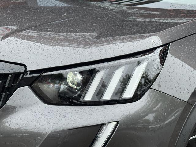 Peugeot 2008 1.2 PureTech GT-Line // D.RIEM VERVANGEN // MASSAGE STOEL // LEDER // PANO SCHUIF-KANTELDAK // NAVI // CAMERA // ADAPTIVE CRUISE //