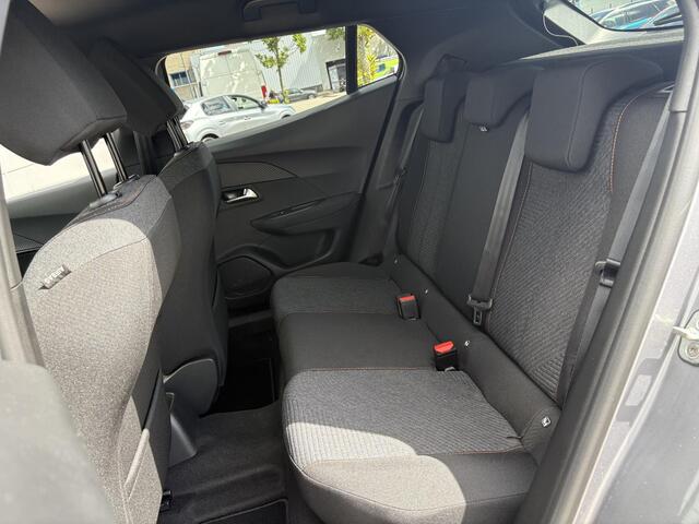 Peugeot 2008 1.2 Hybrid 110 Business | Parkeerhulp | Cruise control | Apple Carplay/Android Auto