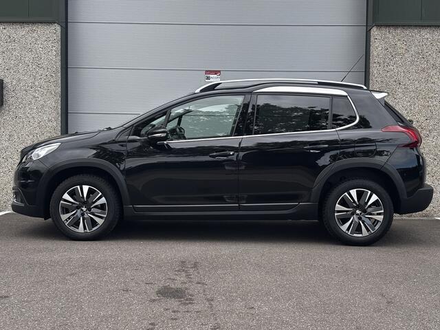 Peugeot 2008 1.2 PT GT-Line Navi Carplay Automaat PDC Camera Leer Trekhaak Led