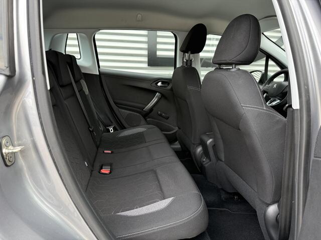Peugeot 2008 1.2 PureTech Blue Lion 2e Eigenaar|Navi|Carplay|Airco|PDC|Cruise|D-riem vv in 2024|N.A.P|APK tot 11-2026