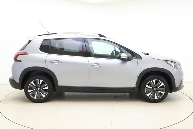Peugeot 2008 1.2 PureTech Allure | Apple carplay/Android auto | Navigatie | Achteruitrijcamera | 110PK | Cruise control | Climate control | Trekhaak