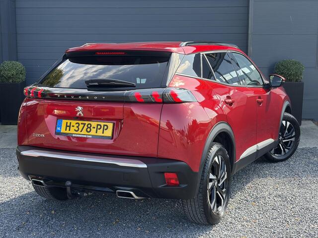 Peugeot 2008 1.2 PureTech Allure ?Recent beurt gehad?D-riem vv in 06-2025?Camera°360?Draadloze telefoonlader?Carplay?Keyless?Automaat?Trekhaak?Halfleder?Navi?Clima?Cruise?131pk?Lm velgen?2e Eigenaar?Pdc V+A?Rijstrooksensor?N.A.P?Apk tot 04-2028