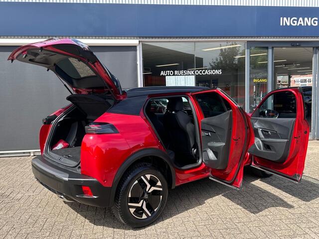 Peugeot 2008 1.2 HYBRID 145 GT